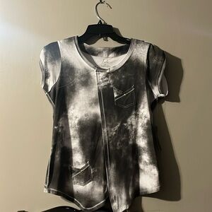 Jade Black and Gray Tie-Dye Short Sleeve Tee